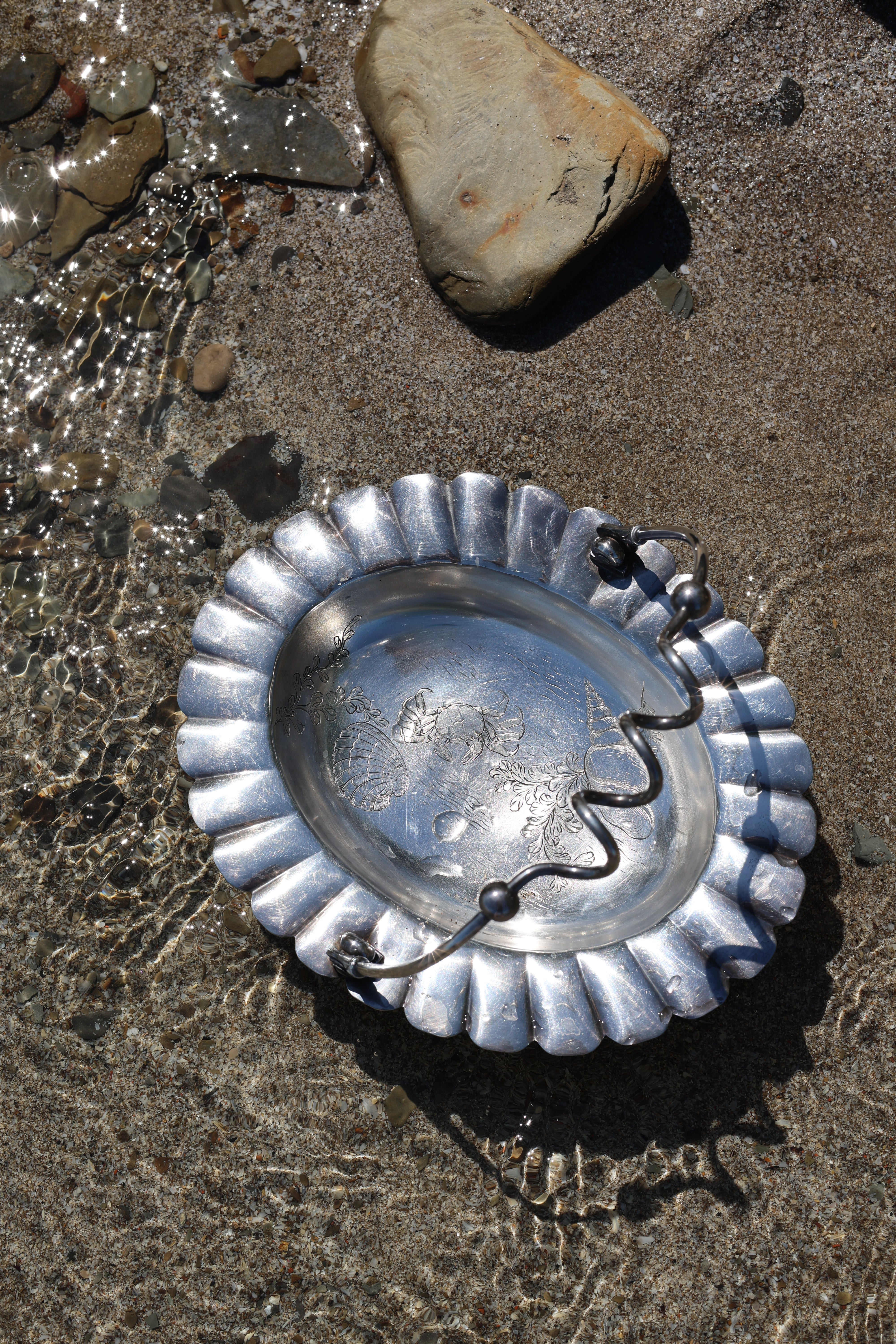 Scallop Basket with Crab & Shell Engraving