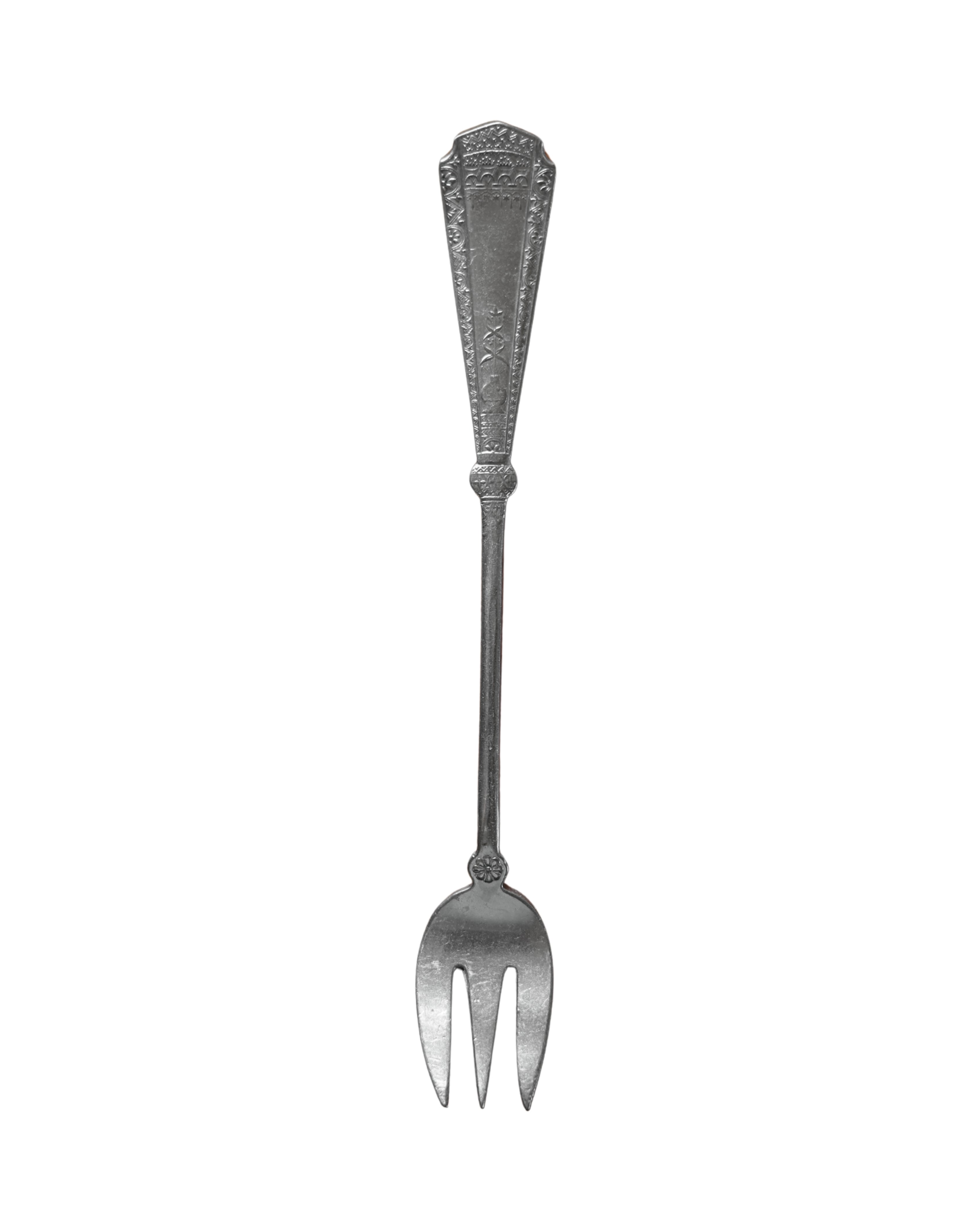 Petite "Geneva" & "Heraldic" Serving Pair-2