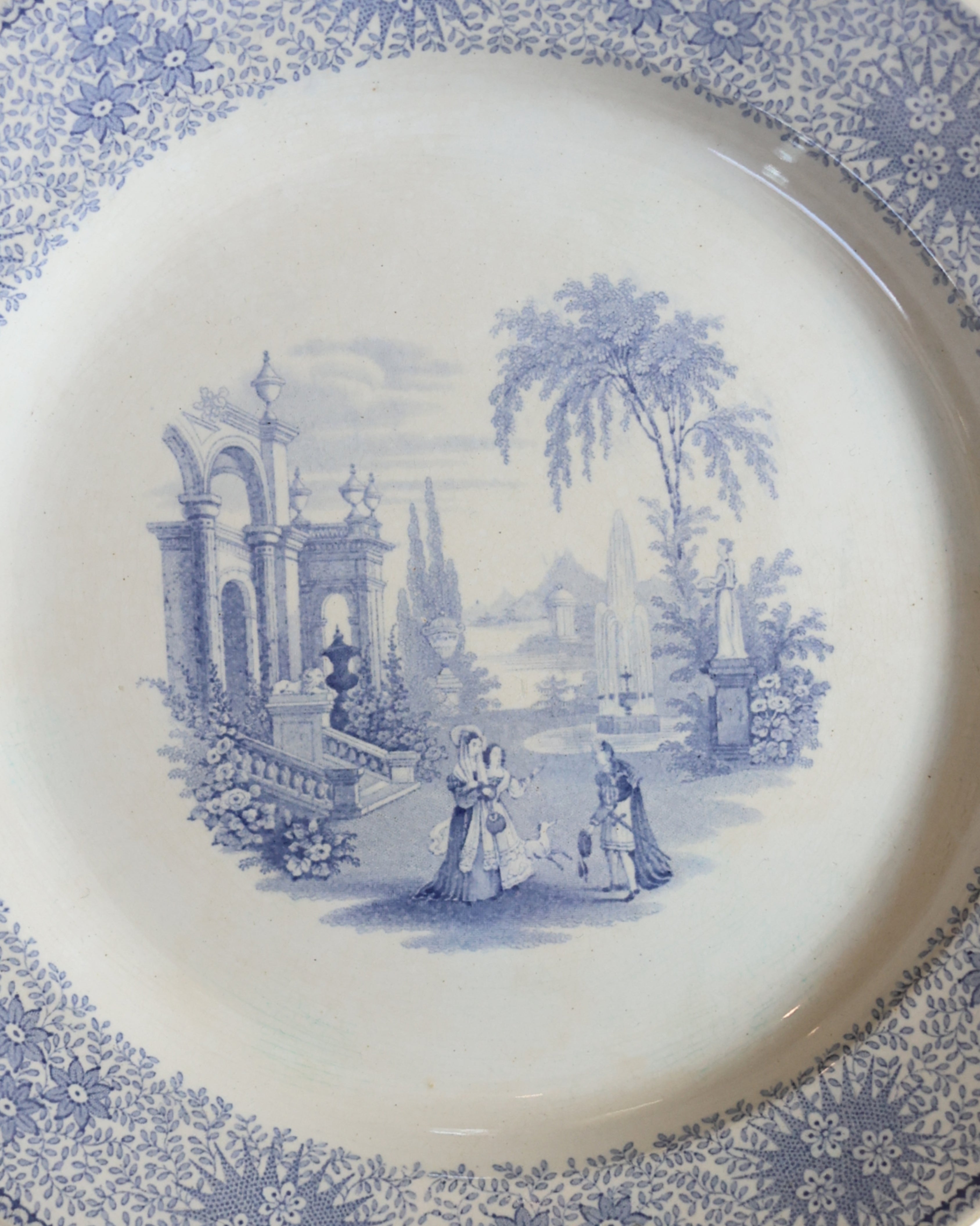 W. Adams & Sons "Isola Bella" Round Dinner Plate, c. 1850