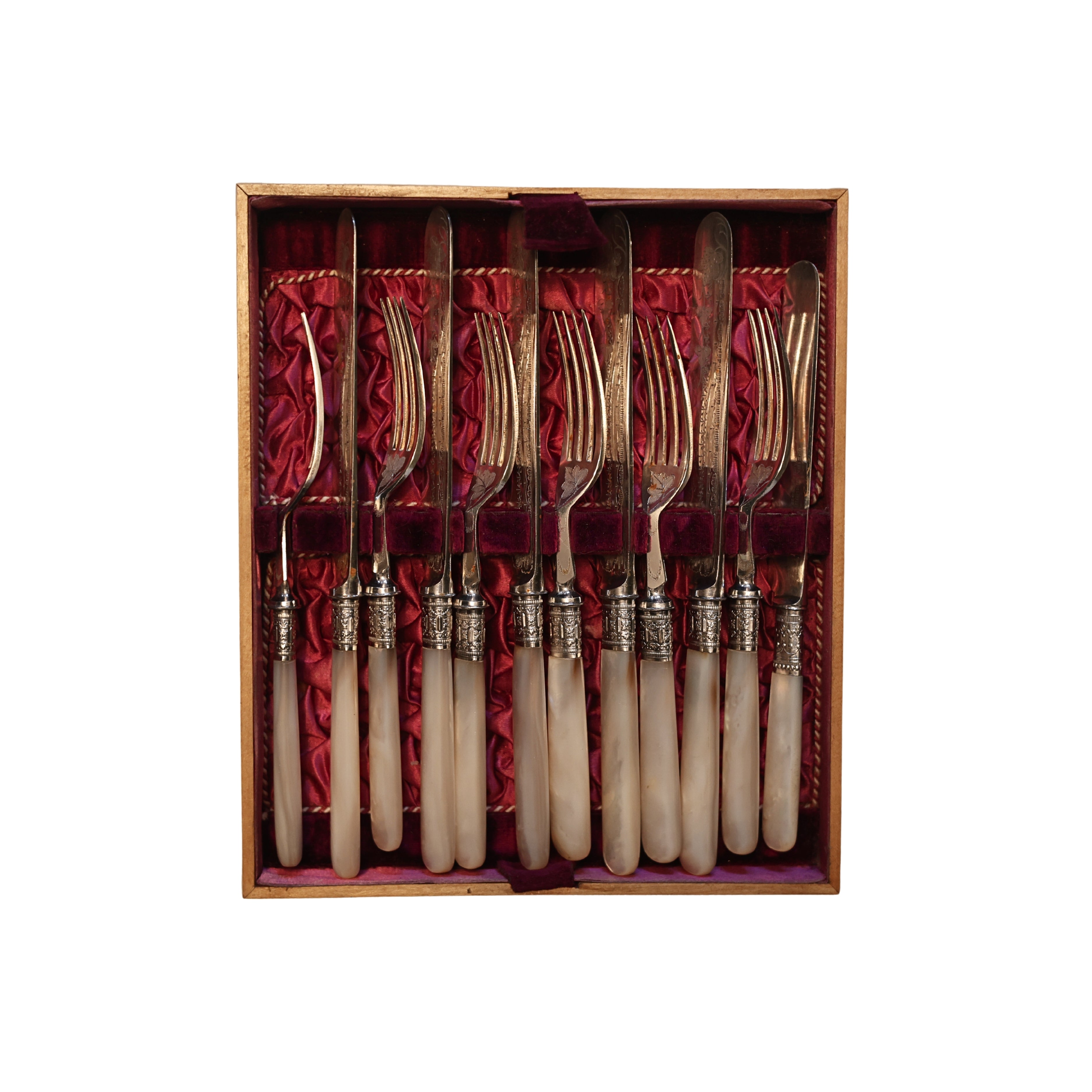 Engraved Mother-of-Pearl Knife & Fork Dessert Set