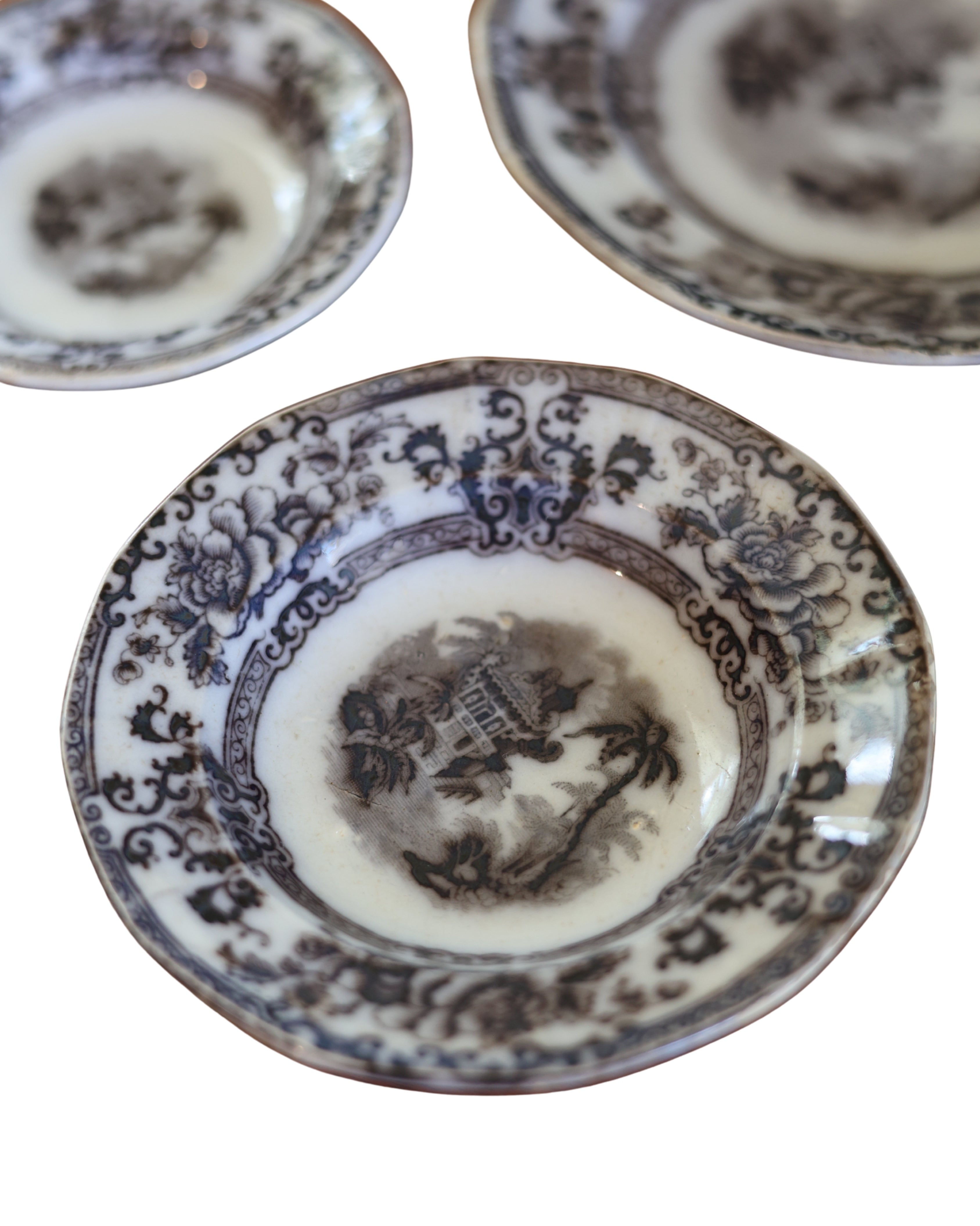 Davenport "Cyprus" Plate Trio-3