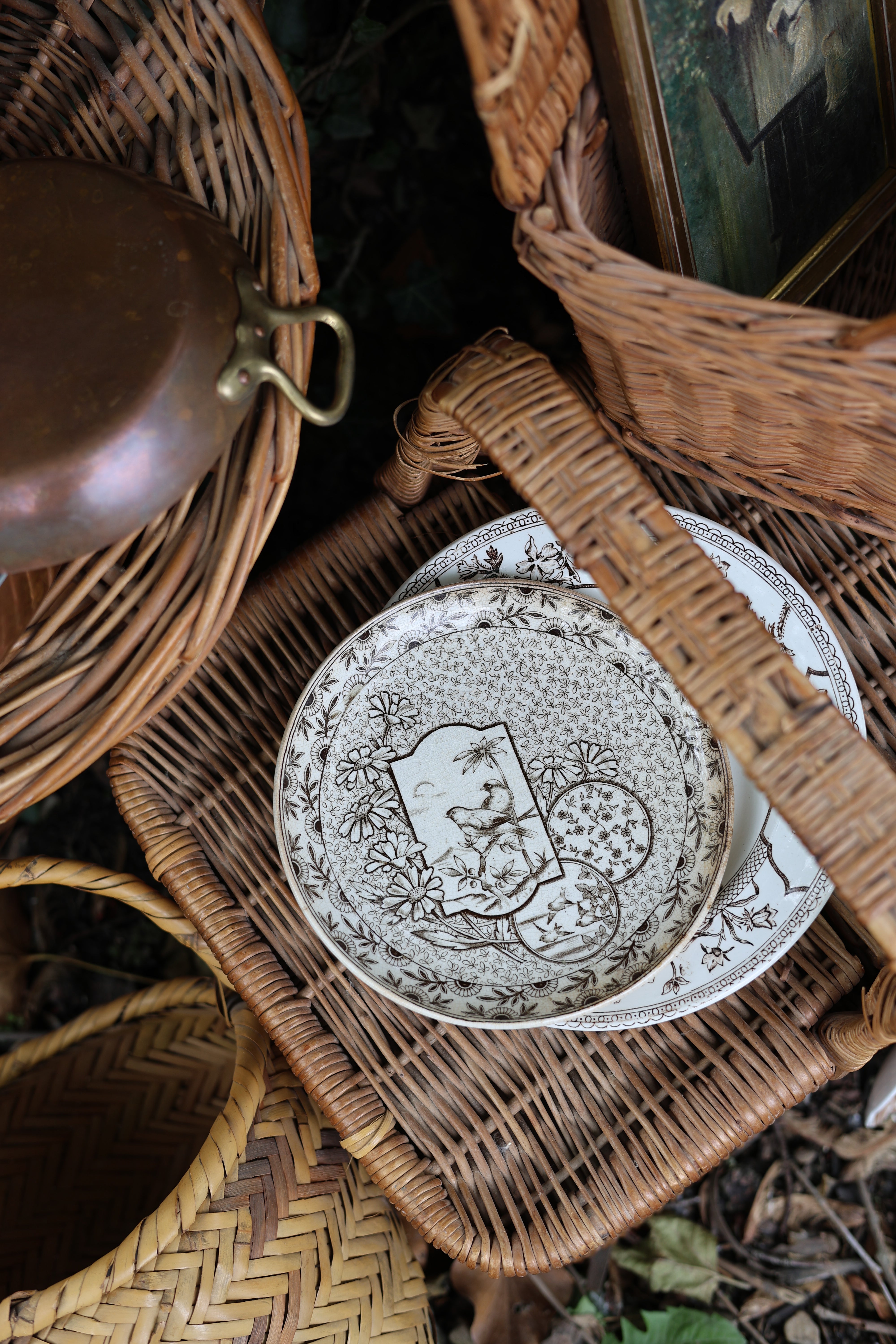 Tabletop – Gladys Avenue