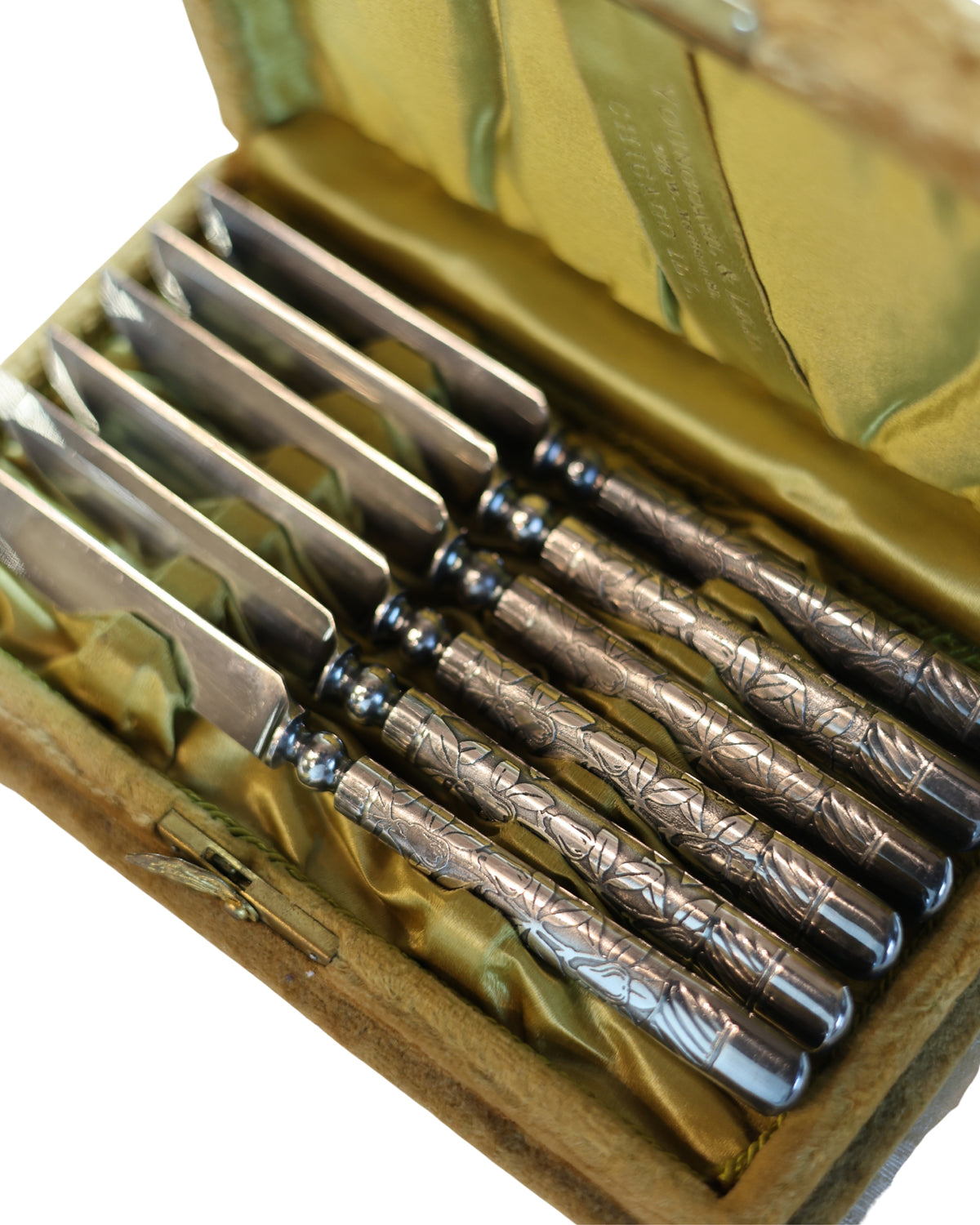 Fruit Knives in Velvet Box, Set of 6-4