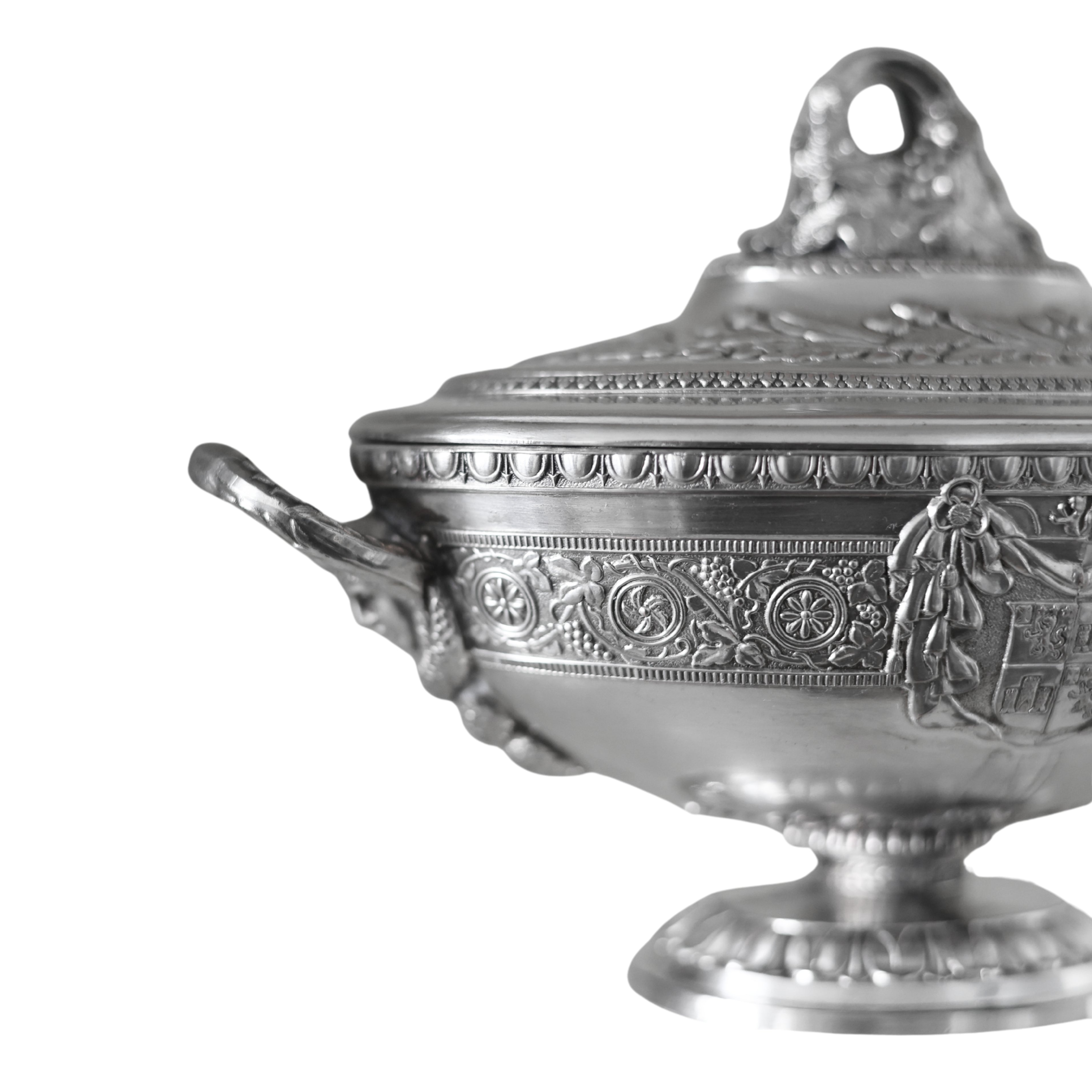 Corbel England Silver Plate Covered Tureen with Heraldic Motif
