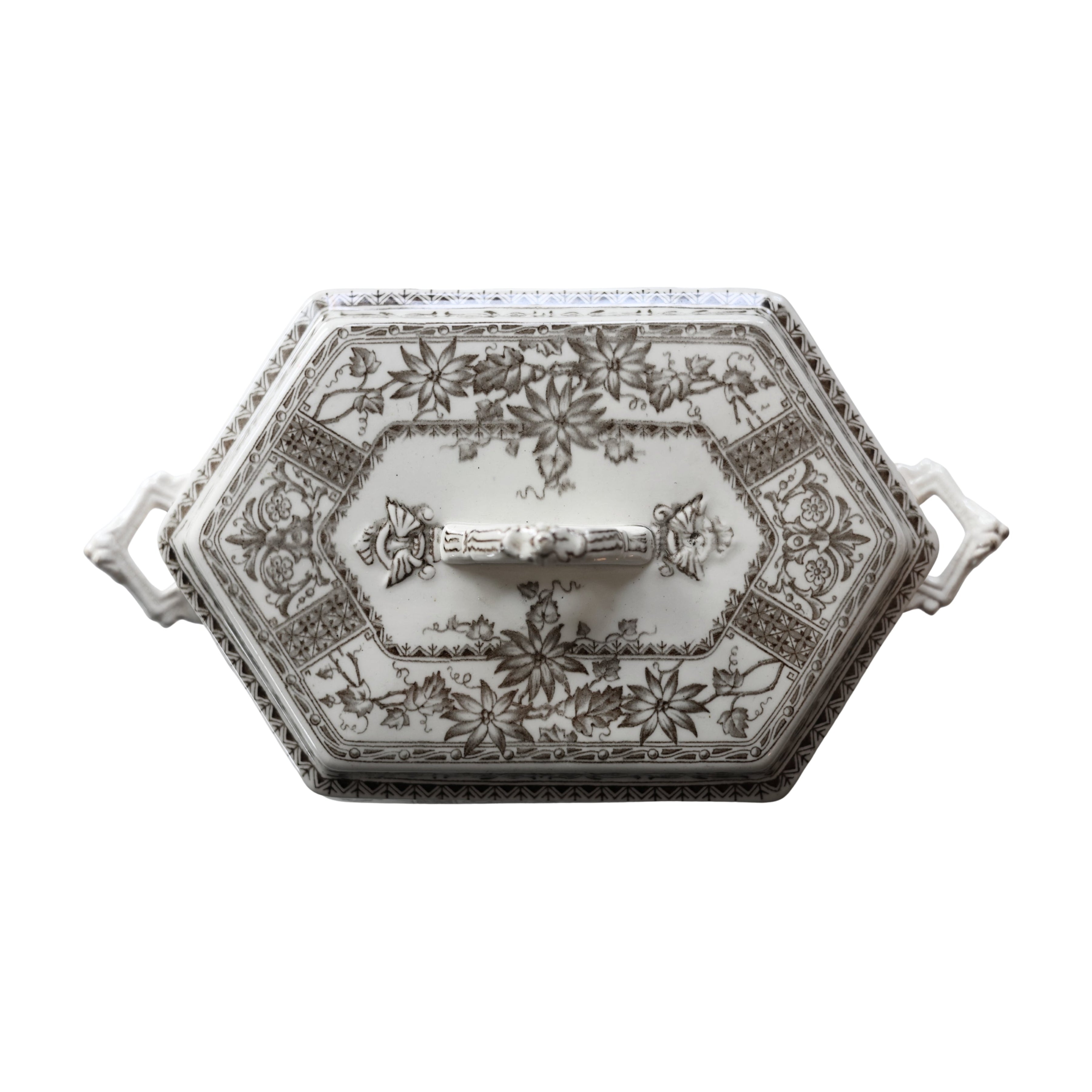c. 1860 Wedgwood & Co. “Venetia” Transferware Tureen