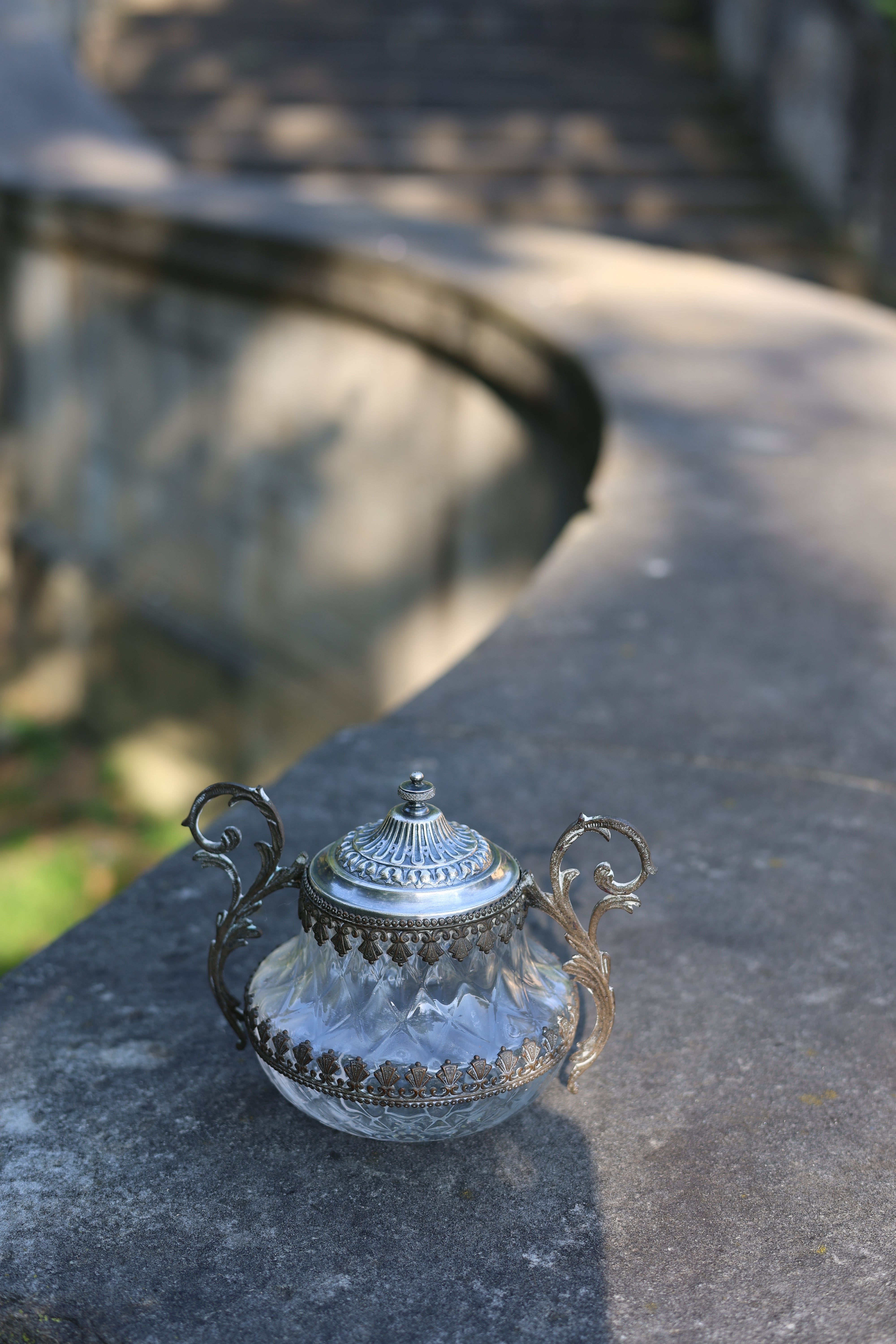 Scrollwork Handle Glass Bonbon Dish