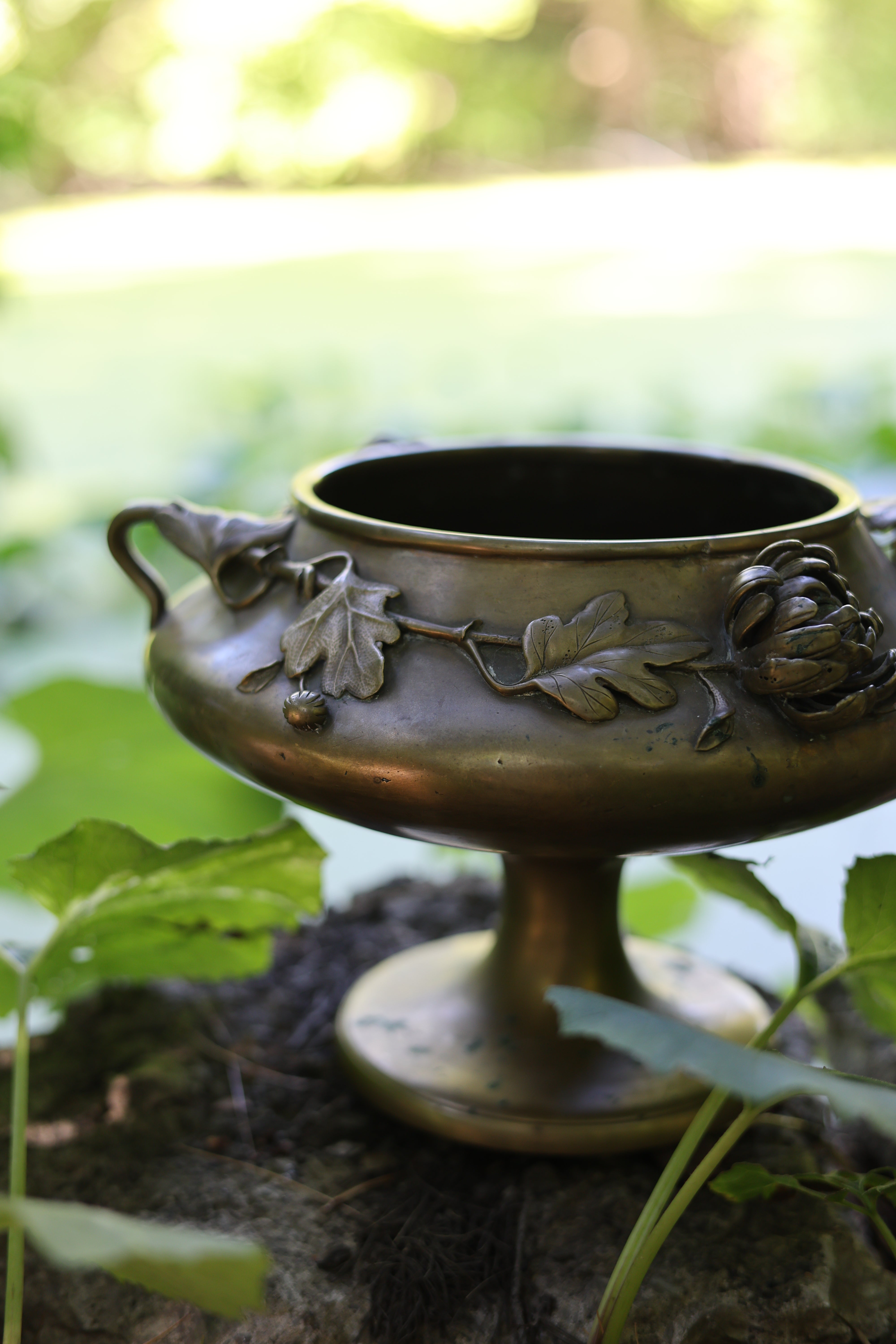 Bronze Pedestal Centerpiece Bowl-2