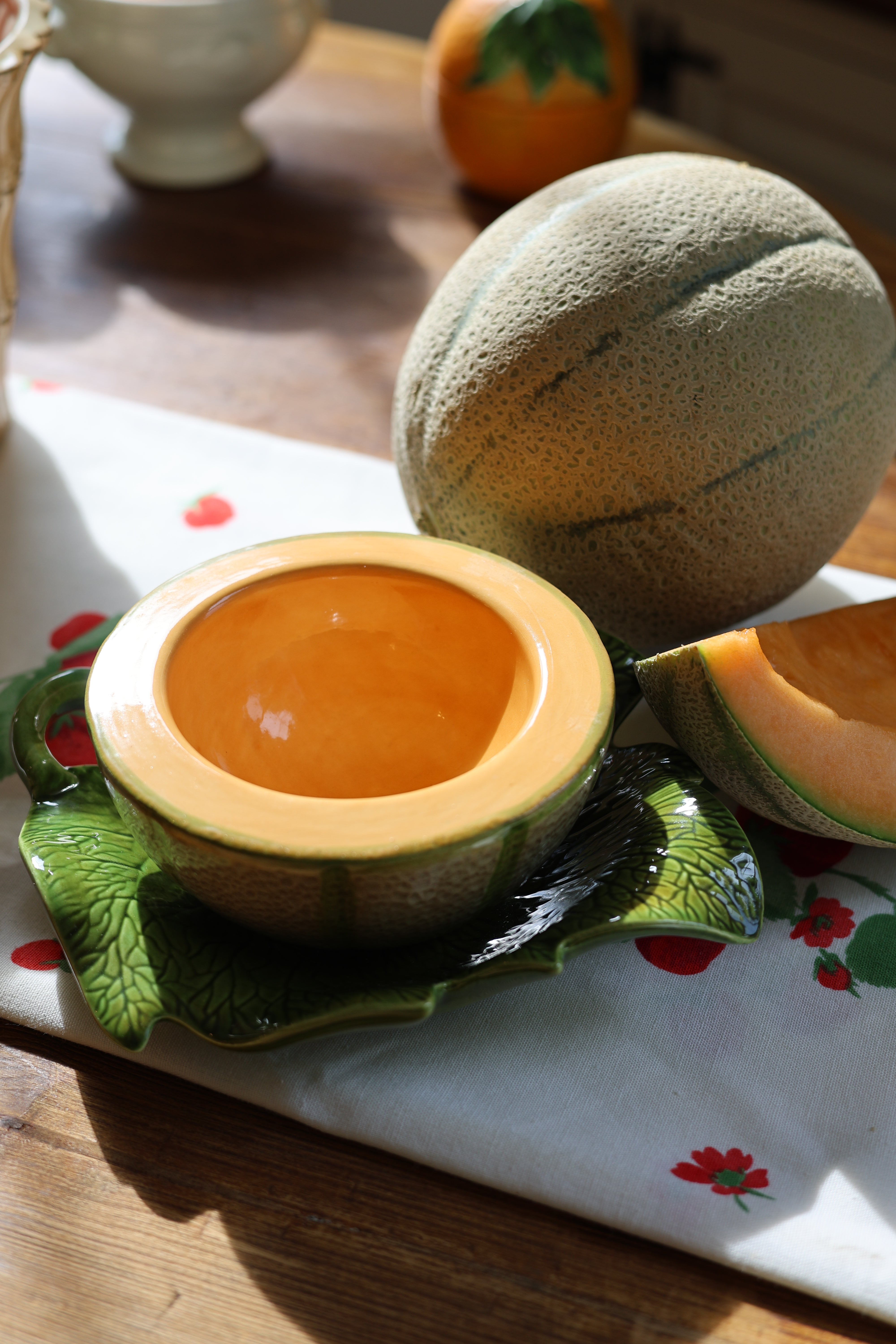Cantaloupe Bowls with Leaf Underplate