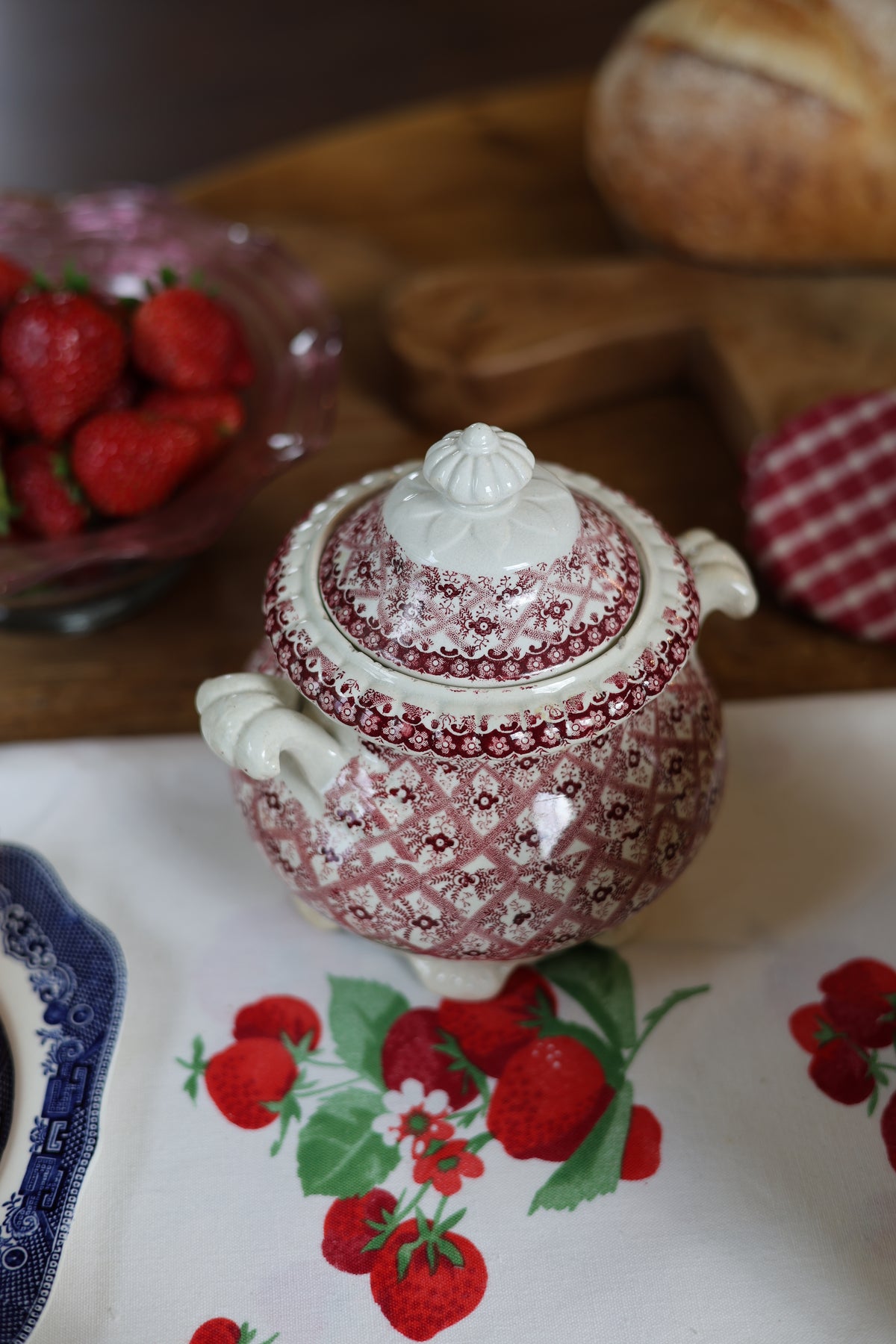 Floral Lattice Covered Sugar Pot-4
