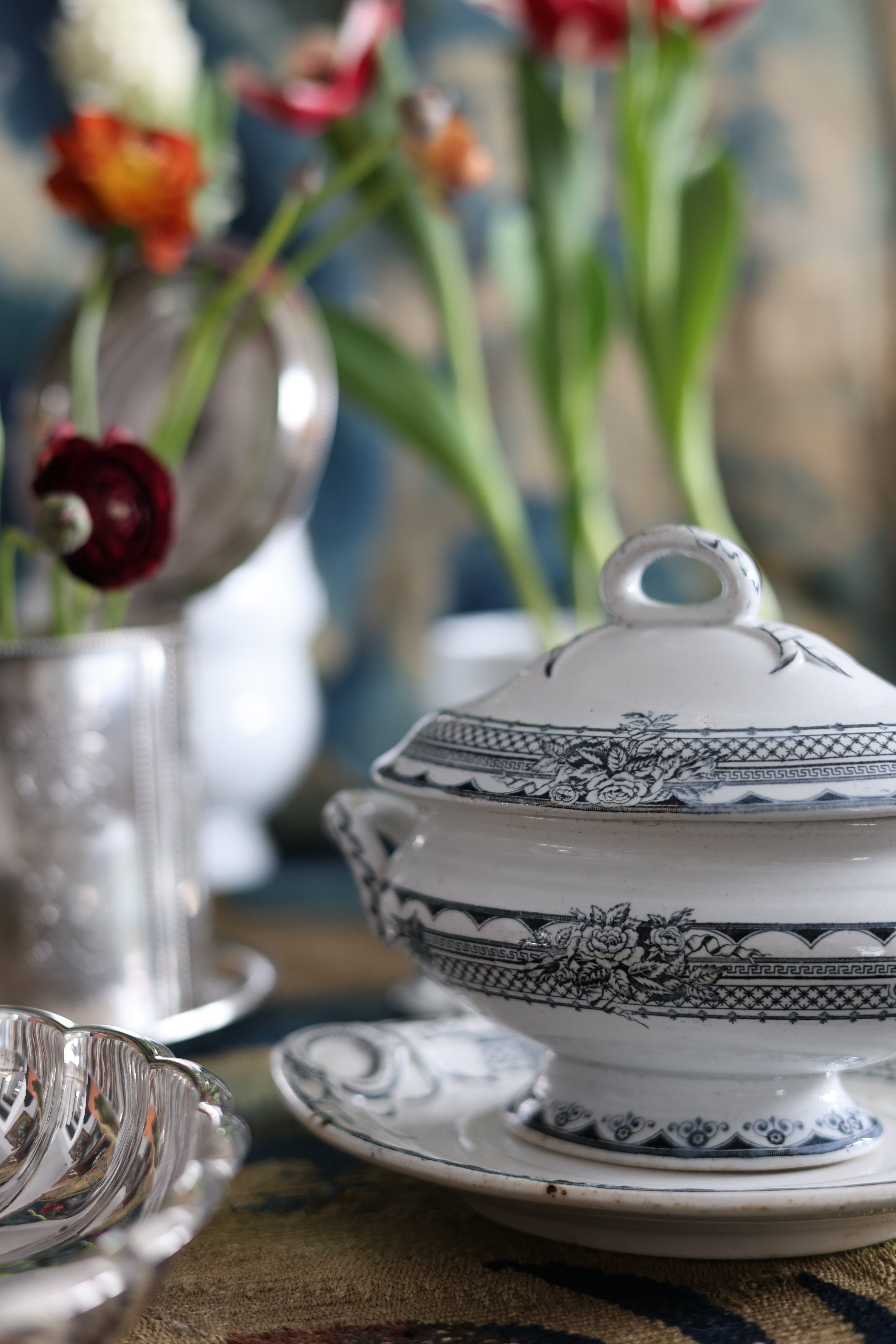 W.F. & Co. “Victoria” Sauce Tureen with Underplate